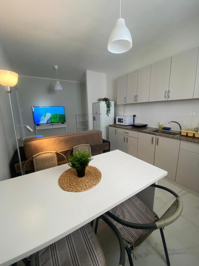 Apartment Oskar Beach Bat Yam Bagian luar foto
