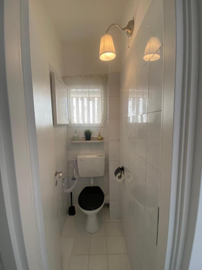 Apartment Oskar Beach Bat Yam Bagian luar foto